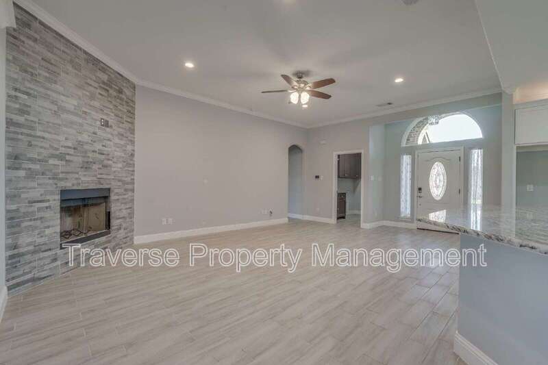 Stunning 3-bedroom, 2-bathroom home on an over-sized lot in Aledo ISD! property image