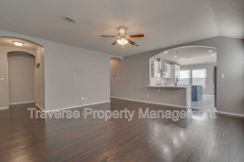 Adorable 4-bedroom, 2-bathroom one-story home in Saginaw! property image