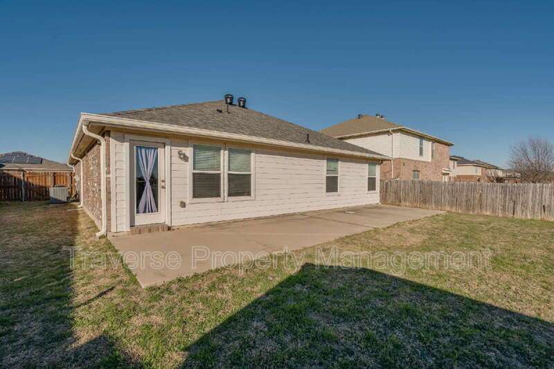 Adorable 4-bedroom, 2-bathroom one-story home in Saginaw! property image