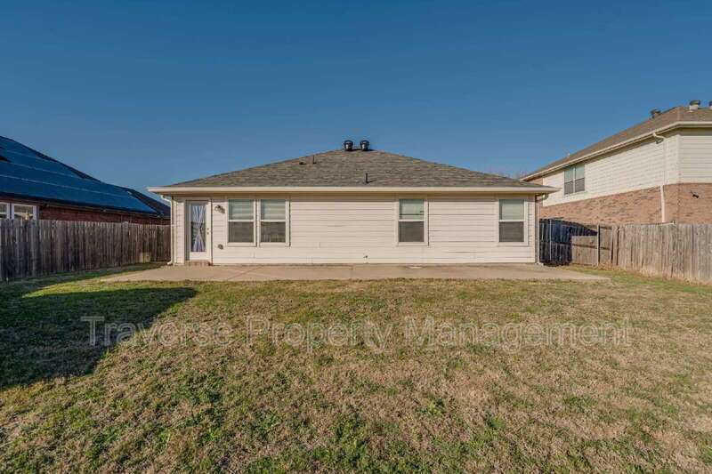 Adorable 4-bedroom, 2-bathroom one-story home in Saginaw! property image