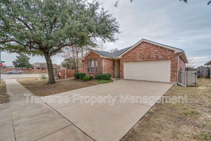 Charming 3-bedroom, 2-bathroom single-family home located in North Fort Worth! property image