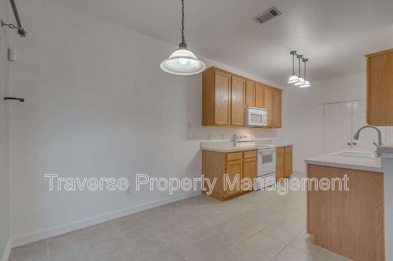 Charming 3-bedroom, 2-bathroom single-family home located in North Fort Worth! property image