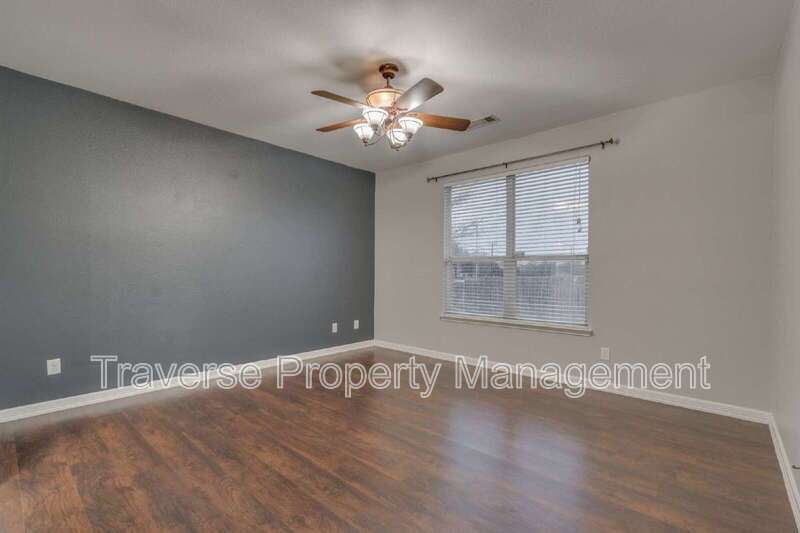 Charming 3-bedroom, 2-bathroom single-family home located in North Fort Worth! property image