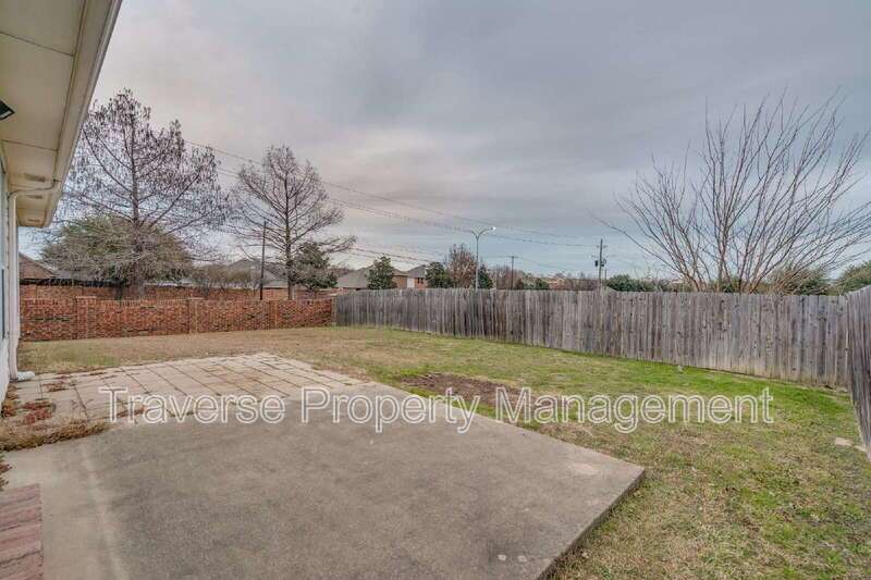 Charming 3-bedroom, 2-bathroom single-family home located in North Fort Worth! property image