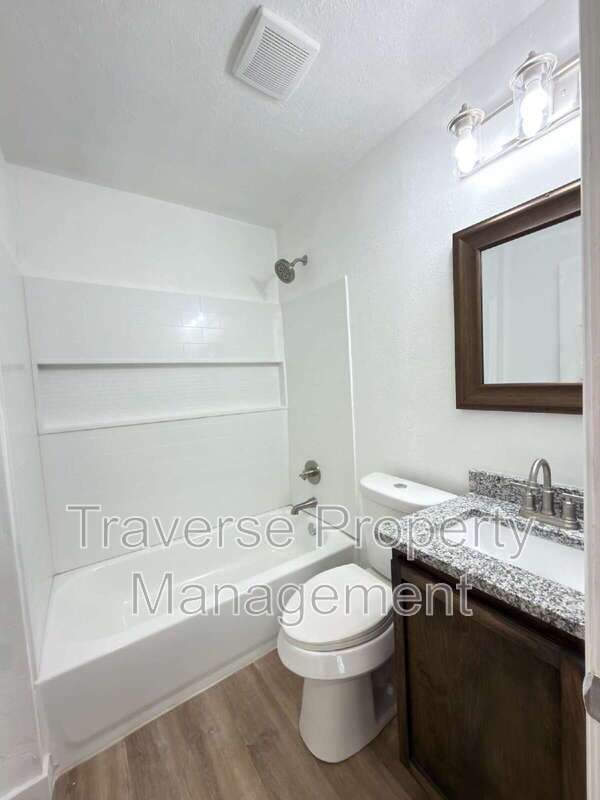 Remodeled and updated 2-bedroom, 1-bathroom single-family home in Fort Worth! property image