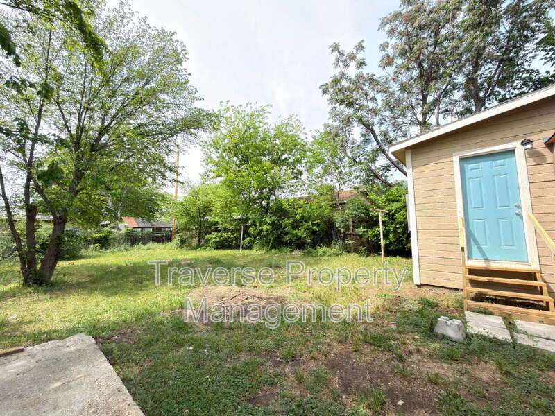 Remodeled and updated 2-bedroom, 1-bathroom single-family home in Fort Worth! property image