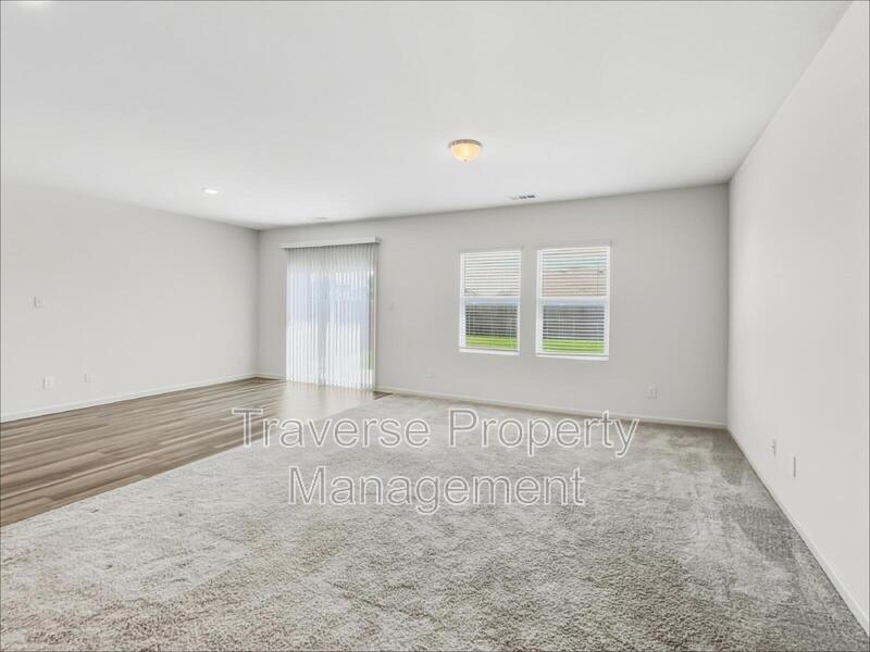 Immaculate and open-concept 3-bedroom, 2-bathroom home in Haslet! property image