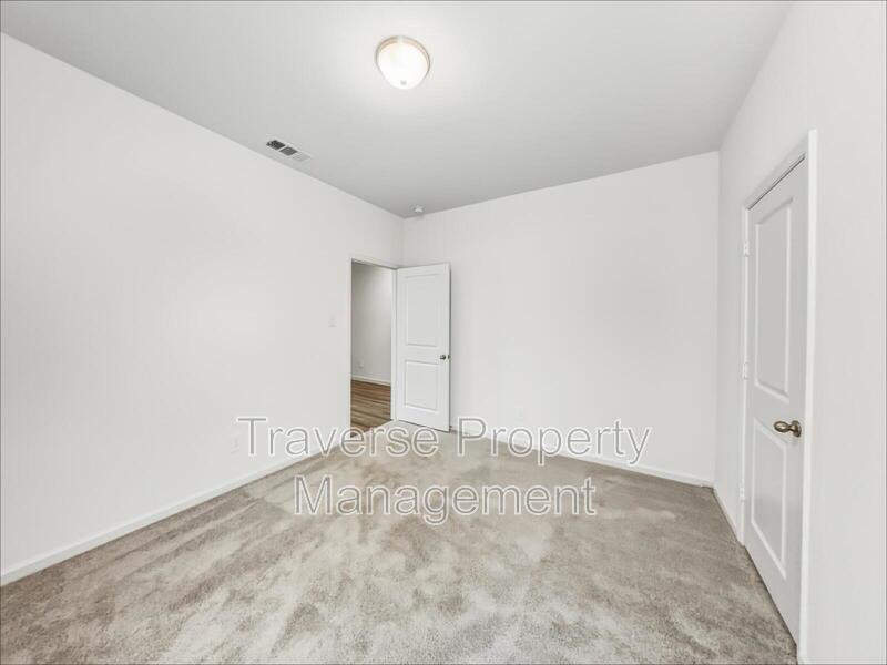 Immaculate and open-concept 3-bedroom, 2-bathroom home in Haslet! property image