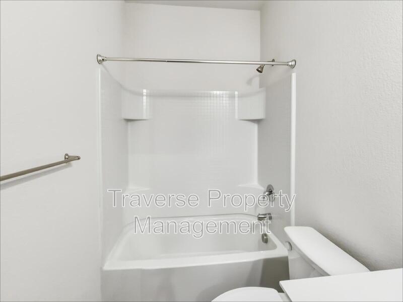 Immaculate and open-concept 3-bedroom, 2-bathroom home in Haslet! property image