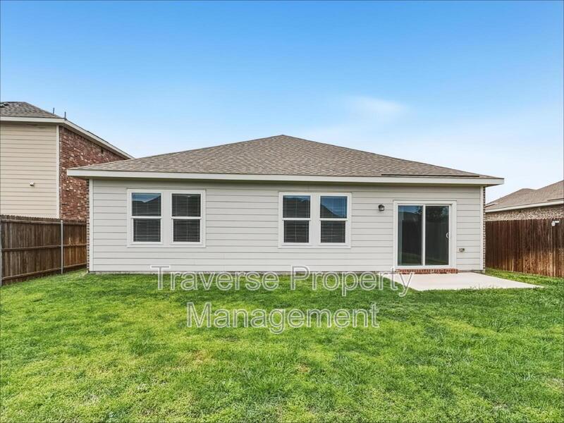 Immaculate and open-concept 3-bedroom, 2-bathroom home in Haslet! property image