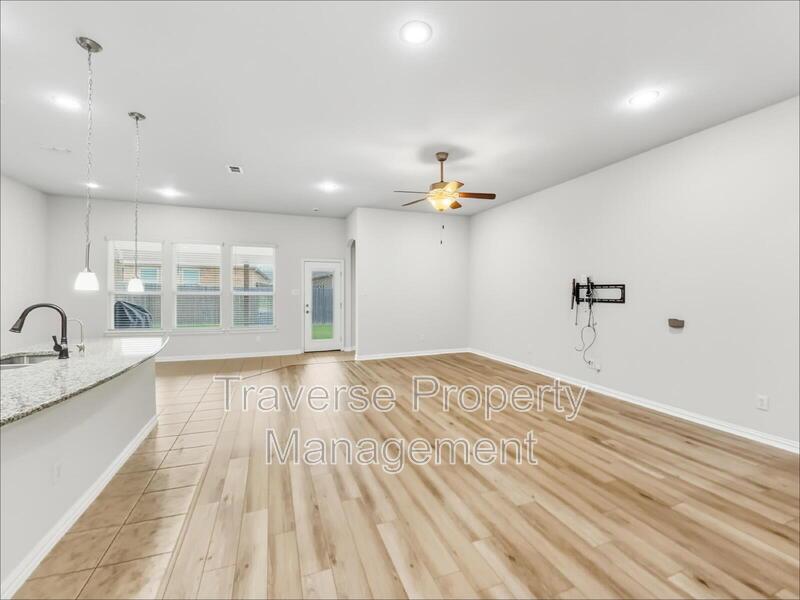 Stunning and spacious 4-bedroom, 3-bathroom home, with an office, in North Fort Worth! property image