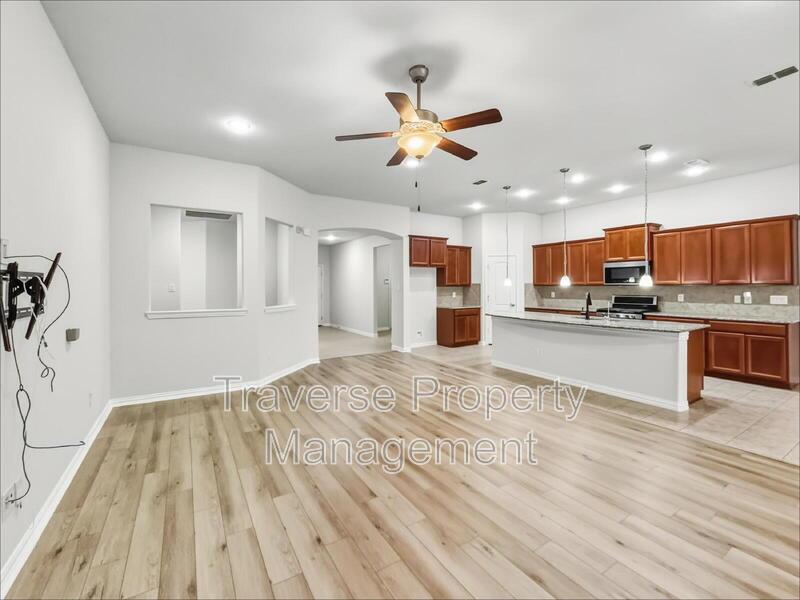 Stunning and spacious 4-bedroom, 3-bathroom home, with an office, in North Fort Worth! property image