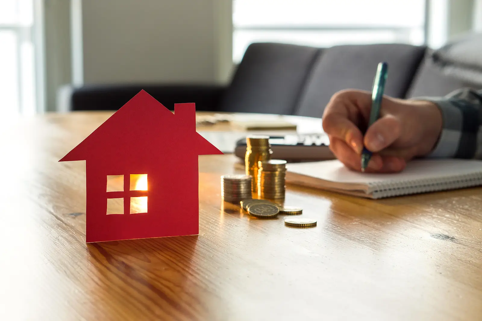 How to Handle Raising Rent Without Losing Your Best Tenants